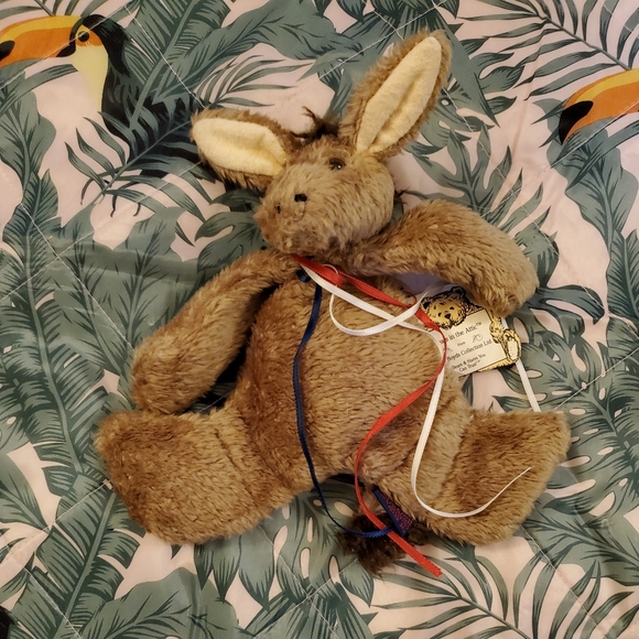 Bears in the Attic, Boyd's Bears - Picture 2 of 6